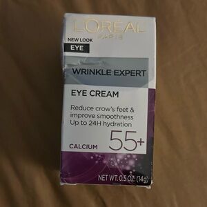 L'Oreal Wrinkle Expert Eye Cream - White and Purple